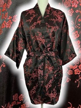Cherry Blossom Satin Robe L Burgundy Red Black Waist Tie Pockets Floral Oriental